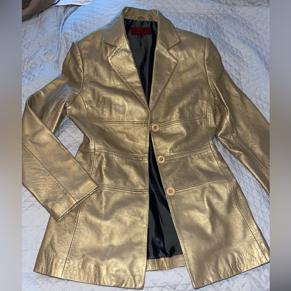 New Nicola Berti Soft Buttery Leather Jacket Pale Gold Metallic XS Flattering